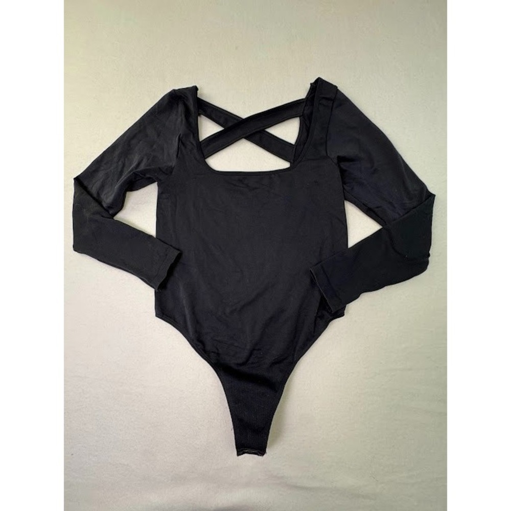 Anthropologie Women's The‎ Viv Long-Sleeve Bodysuit Size L/XL Square Neck